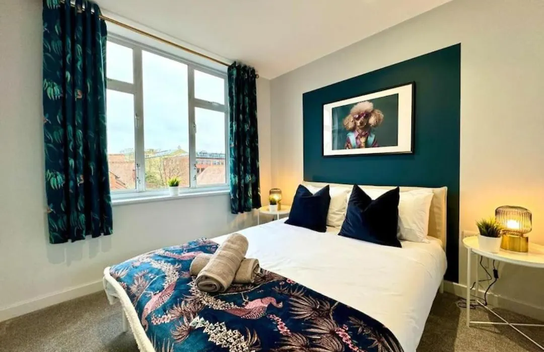 Ground Floor - Near The Beach - 3 Bedroom - New --1